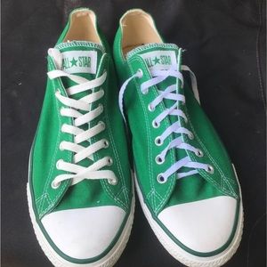 Men’s size 13 converse chucks